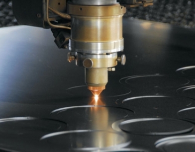 ƯU ĐIỂM KHI SỬ DỤNG CÔNG NGHỆ LASER – CNC
